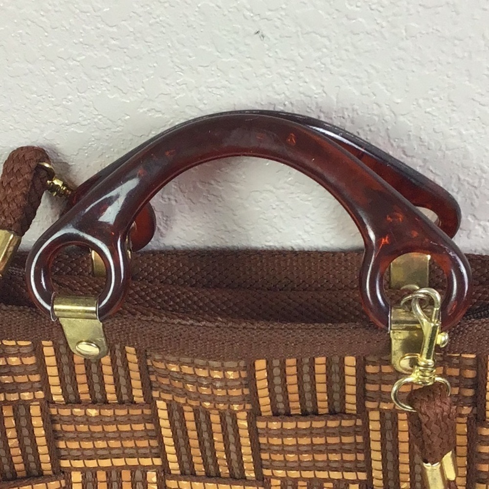 Vintage Brown Woven Crossbody Bag with Tortoiseshell Handle - Picture 10 of 12
